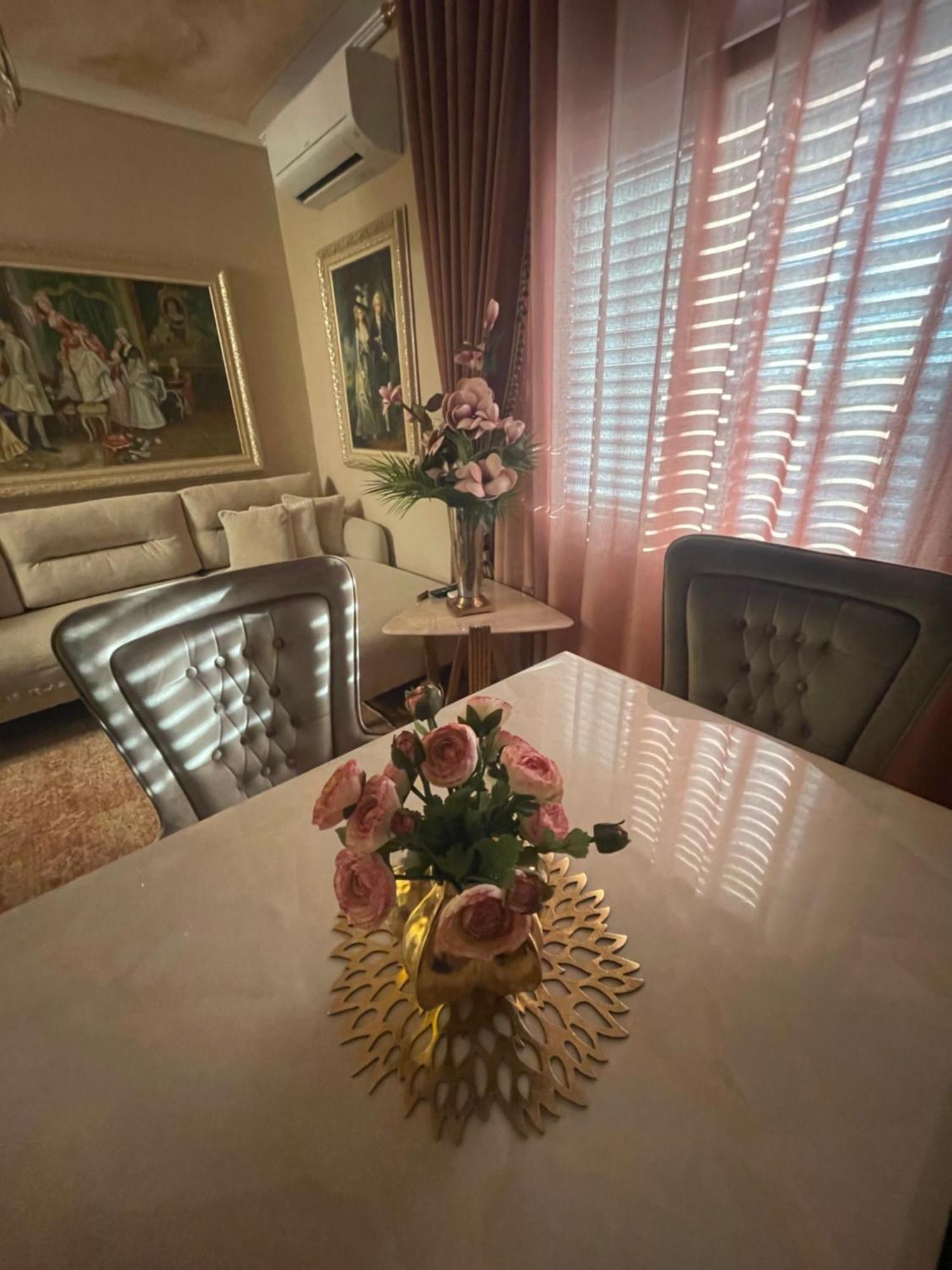 Deoni Apartment Luxury Tirana Esterno foto